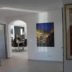 Modern 4 Bedroom Villa, Air-conditioning, Swimming Pool, Private Gardens * Laroque-des-Albères